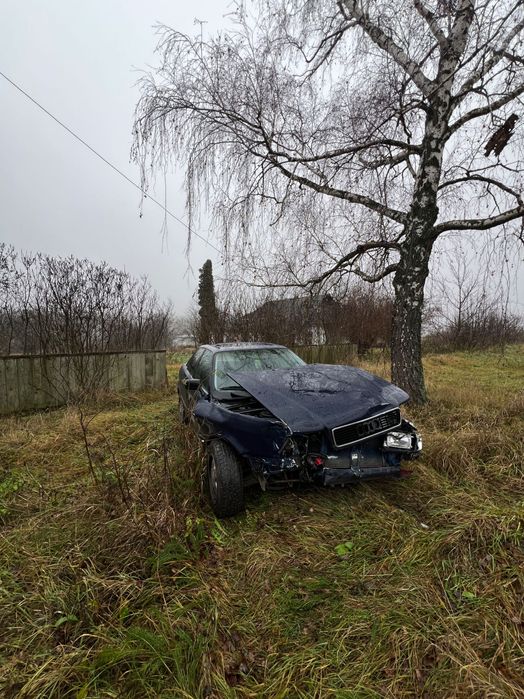 Машина Audi 80 b4 , продаю цілком або на розбір