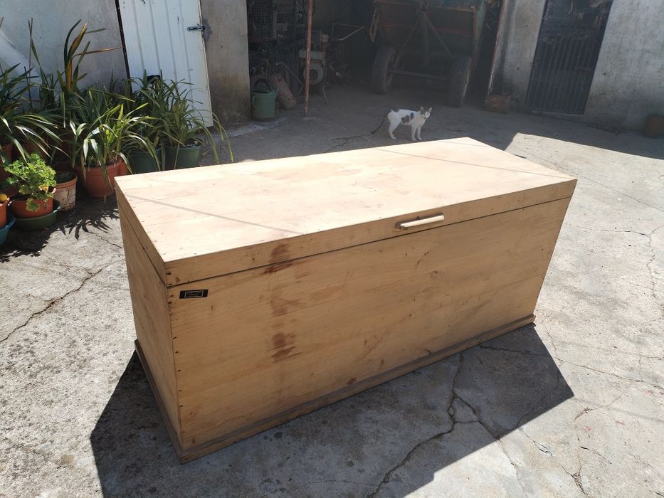 Arca madeira de choupo