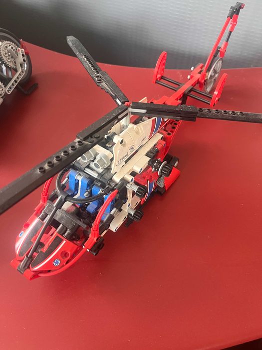LEGO Technic Rescue Helicopter 8068