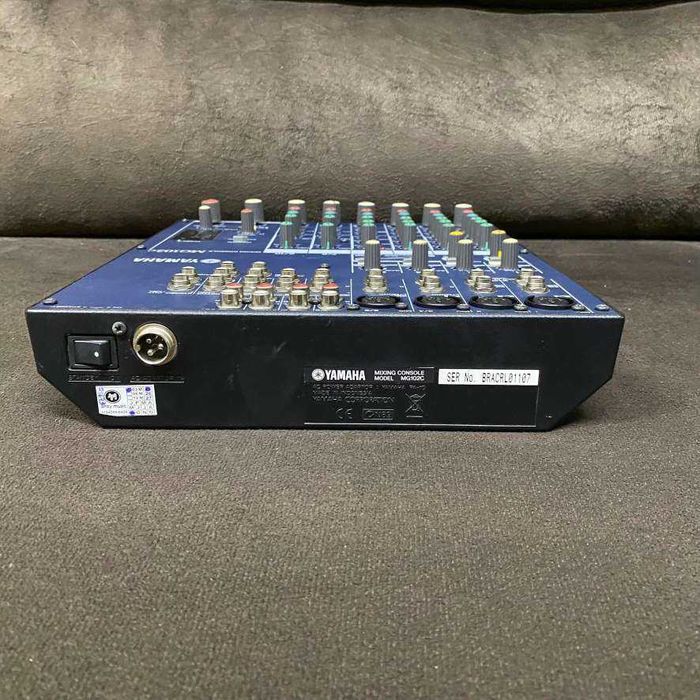 Mesa de Mistura Yamaha MG102c – Como Nova + Transformador Original