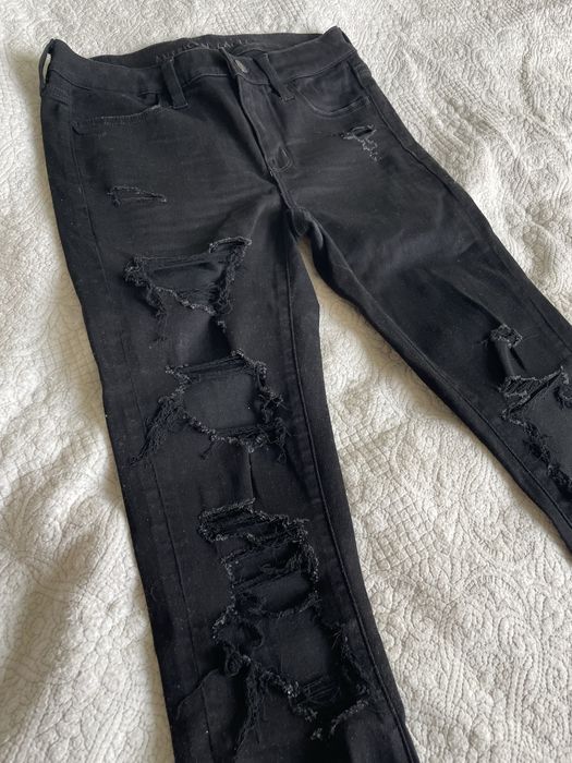 Nowe! Czarne jeansy z dziurami American Eagle rozm 4 Usa 36 EUR