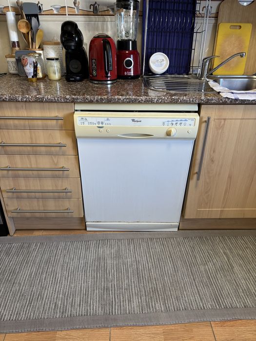 COZINHA (Bancada e Armarios)