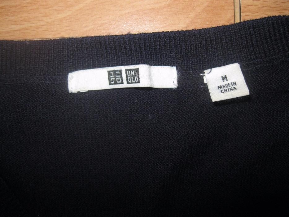 Продам свитер Uniqlo мериносовая шерсть