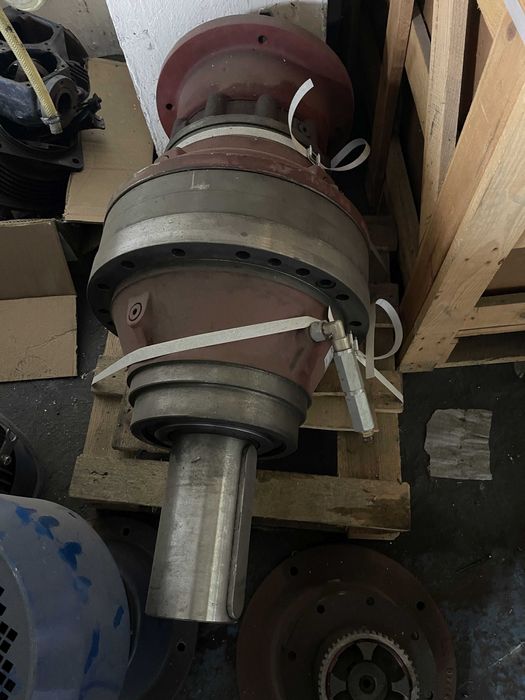 Przekładnia planetarna Tormec reductor PL25002 MC 36,3 IEC200 B5 posV3