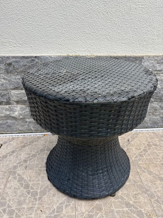 Conjunto de jardim em vime preto – Poltrona + mesa