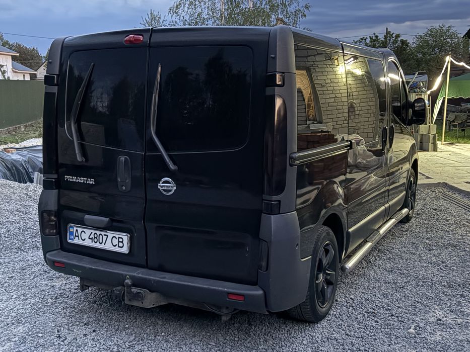 Nissan Primastar Renault trafik Vivaro
