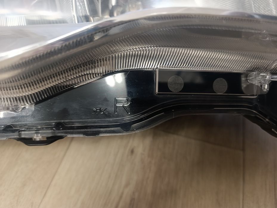 Фара передняя правая Subaru Forester 14-16 SJ (дорестайлинг)