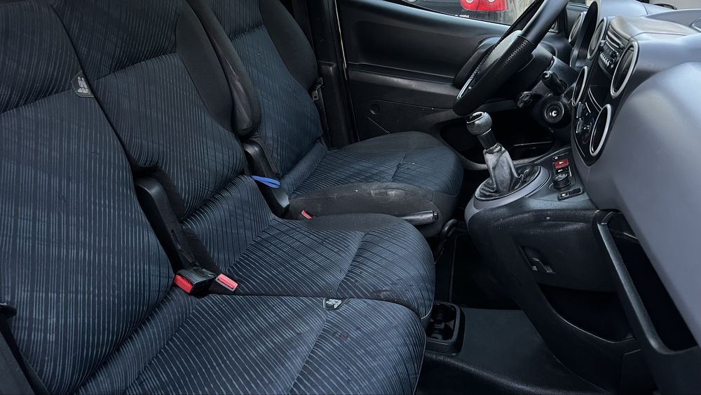 Peugeot Partner 1.6 hdi 3 lugares longa