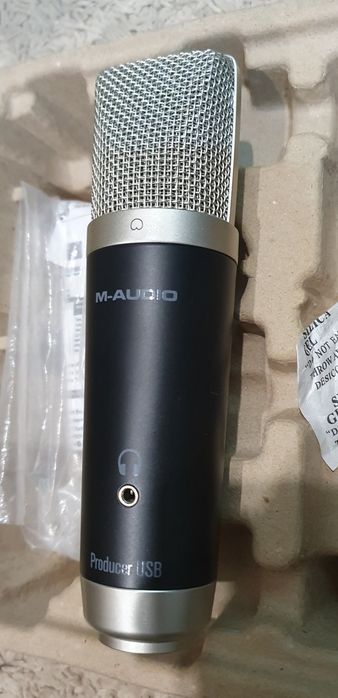 Mikrofon studyjny M-AUDIO uszkodzony
