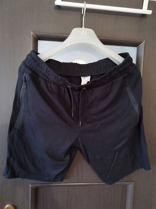 Spodenki męskie krótkie 4F Nowe rozmiar M Czarne Dostępne 2 Sztuki
