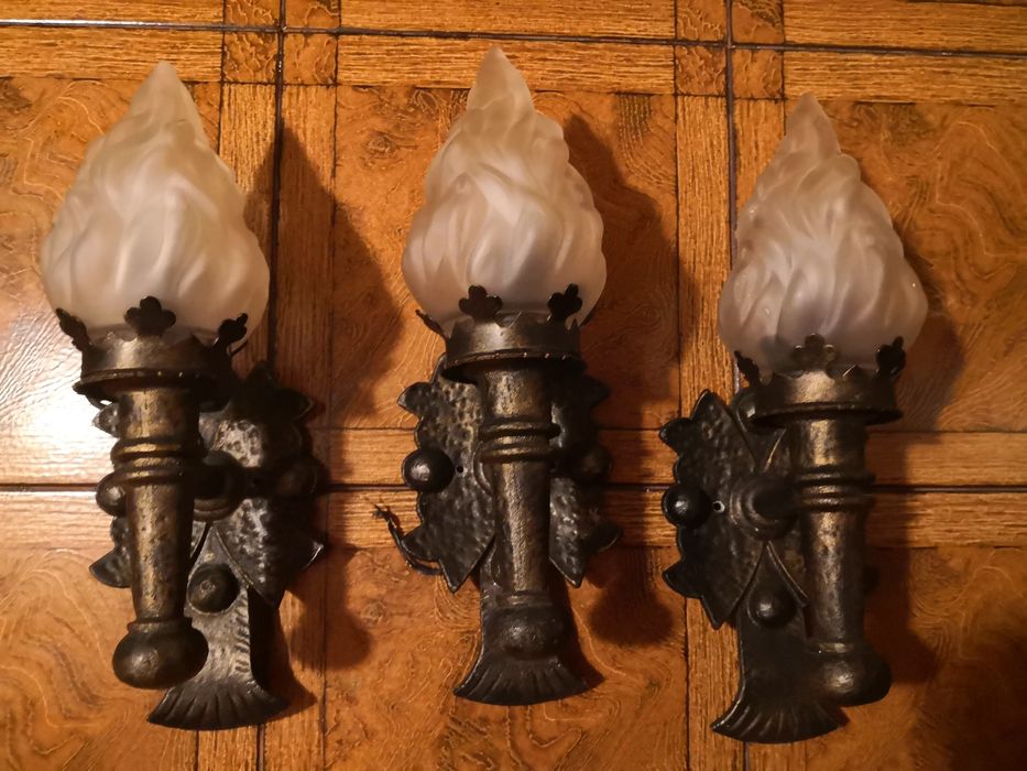 3 apliques em bronze