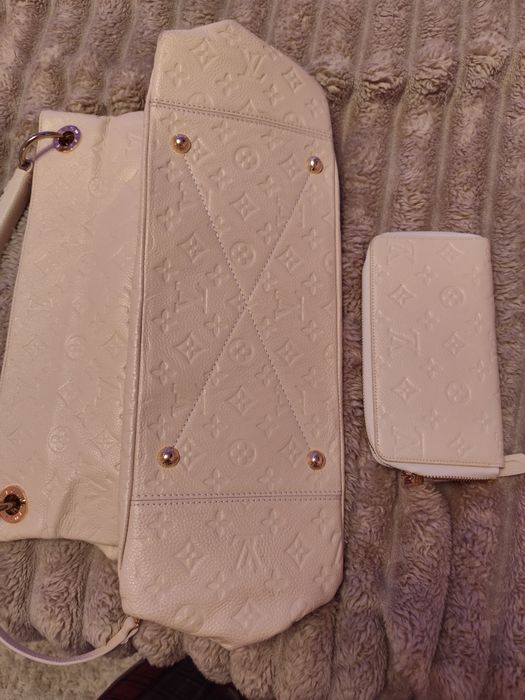 Сумка женская новая, плюс кошелёк.