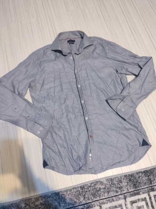 męska koszula rozm. M firmy Tommy Hilfiger