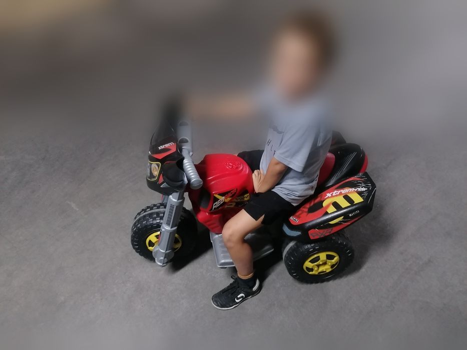 Moto elétrica criança