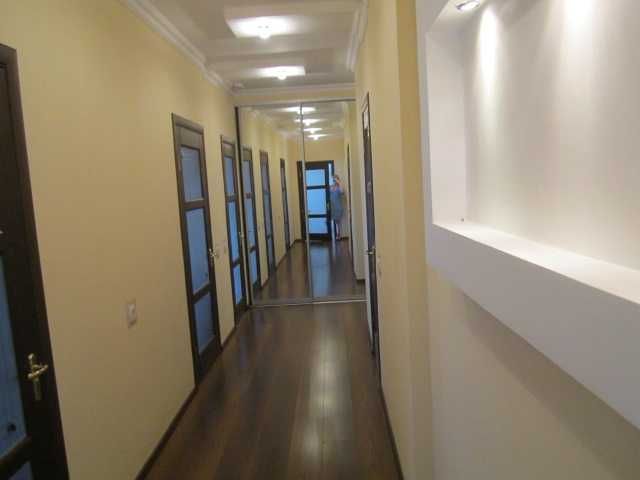 ВЛАСНИК! Здам довгостроково на Леваді 3 кім. квартиру з євроремонтом