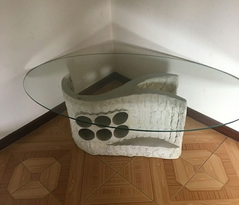 Bar em madeira Mogno