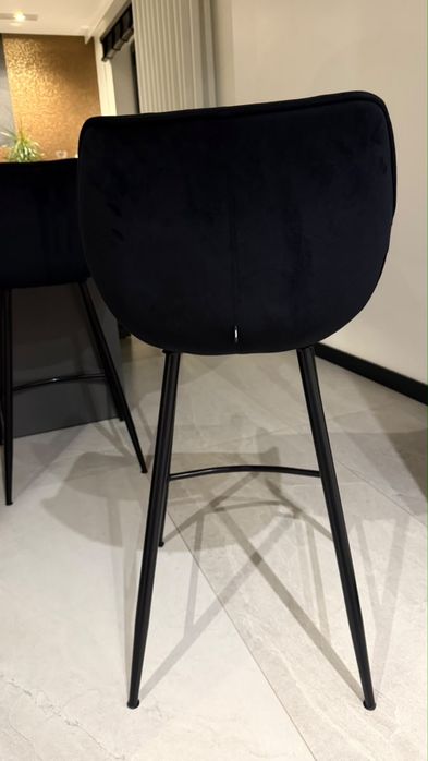 5 eleganckich hokerów hokery barowych czarnych – idealny stan – komplet