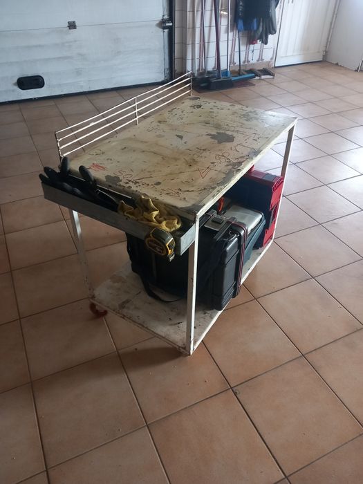 Vendo carrinho em inox usado