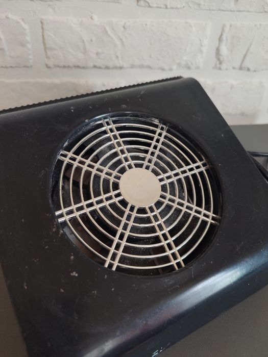 Вытяжка для маникюра