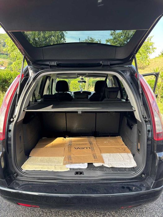 Citroën C4 Grand Picasso 1.6 Diesel – Espaçosa e Económica