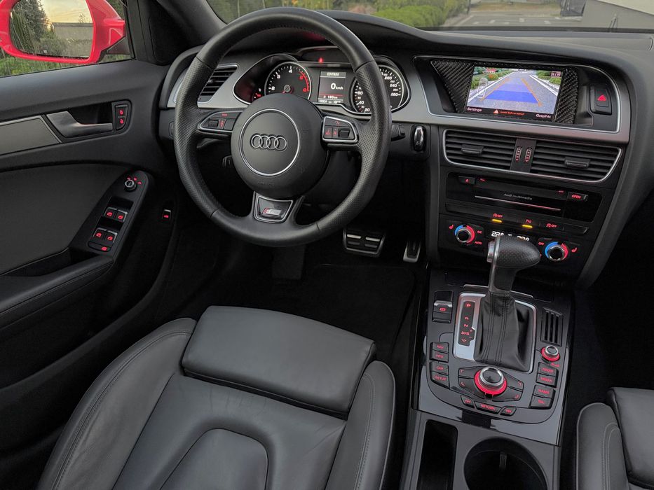 Audi A4 Avant / B8 / 2.0 TDI 190KM // S LINE + Competition // Kamera / Navi/ MISANO