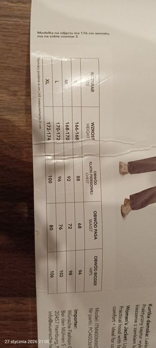 Nowa kurtka S z kapturem