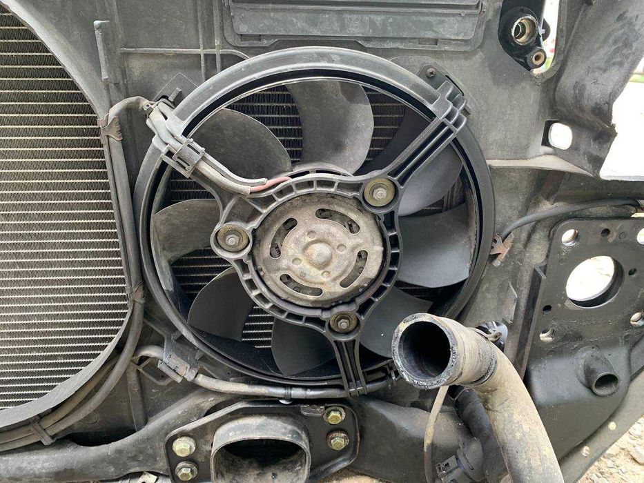 Установочна передня панель телевізор Audi A6 C5 2.5 tdi