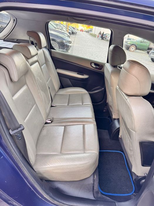 Peugeot 307 GPL  Ano 2001