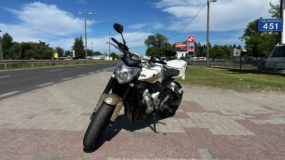 Yamaha FZ 1