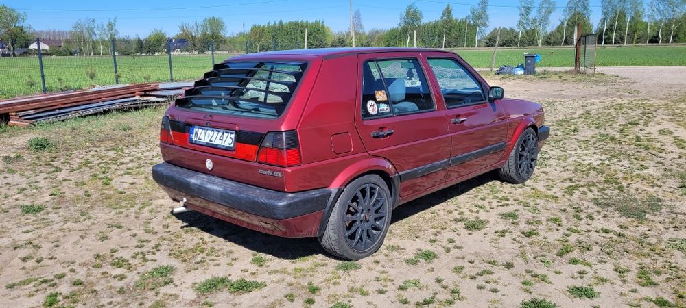 Volkswagen Golf 2
