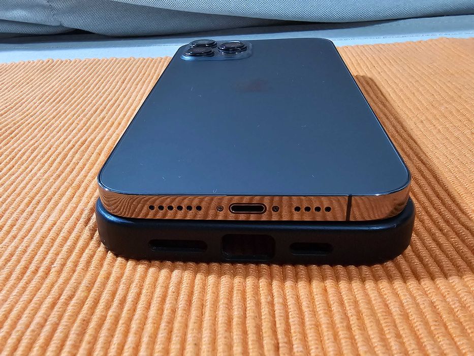 iphone 12PRO MAX 512GB. 86% Bateria. Excelente.