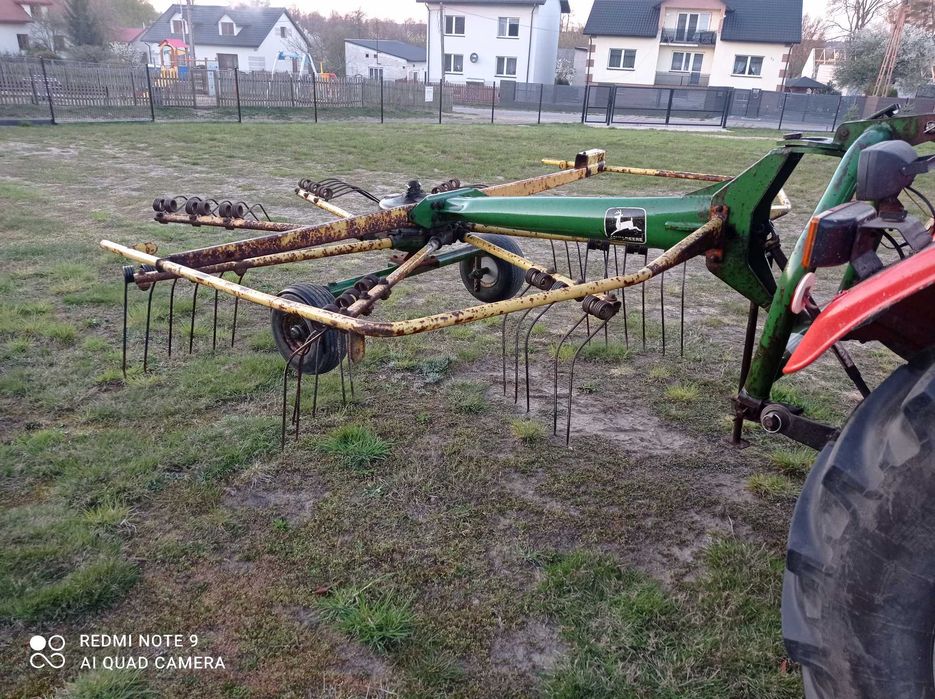 Zgrabiarka karuzelowa 2,5 m