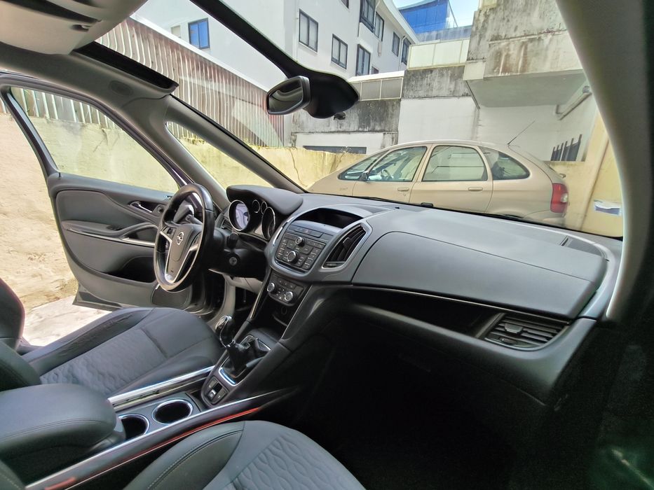 Opel Zafira 2.0Cdti Tourer Cosmo 7 lugares 2013 Nacional