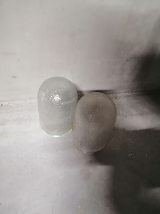 Szklane klosze do lamp PRL