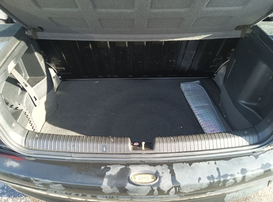 Opel Corsa 4 Portas