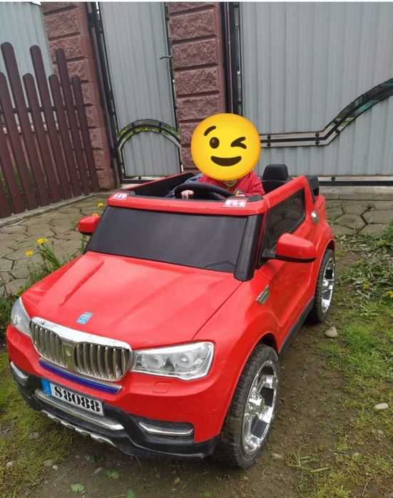 Продам дитячий електромобіль.