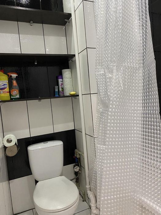 Здається подобово житло