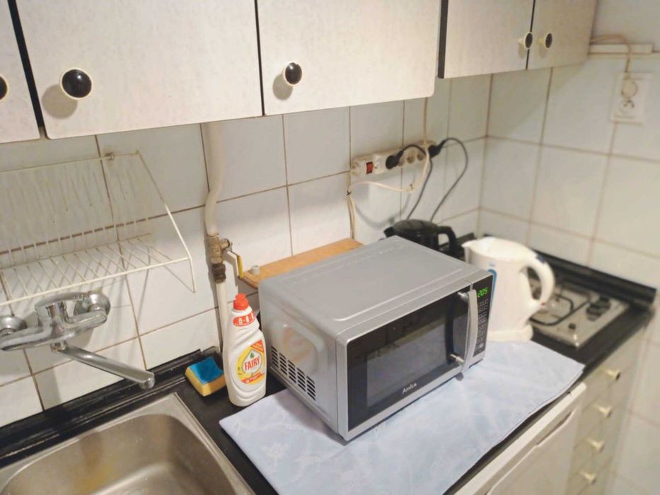 Kawalerka na Szczepinie blisko Rynku (1550 + opłaty)