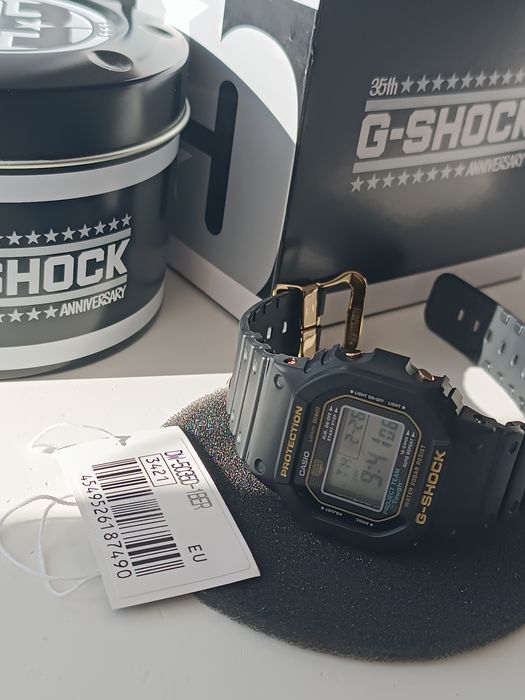 DW5035 1B Casio G-shock 35th rocznicówka.