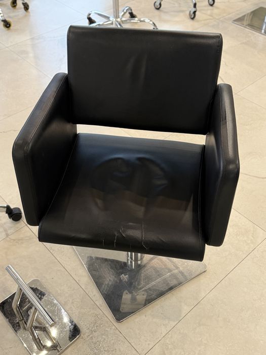 Fotele fryzjerskie Ayala Lea