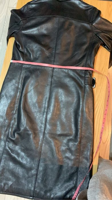 Жіночий шкіряний плащ Paskal