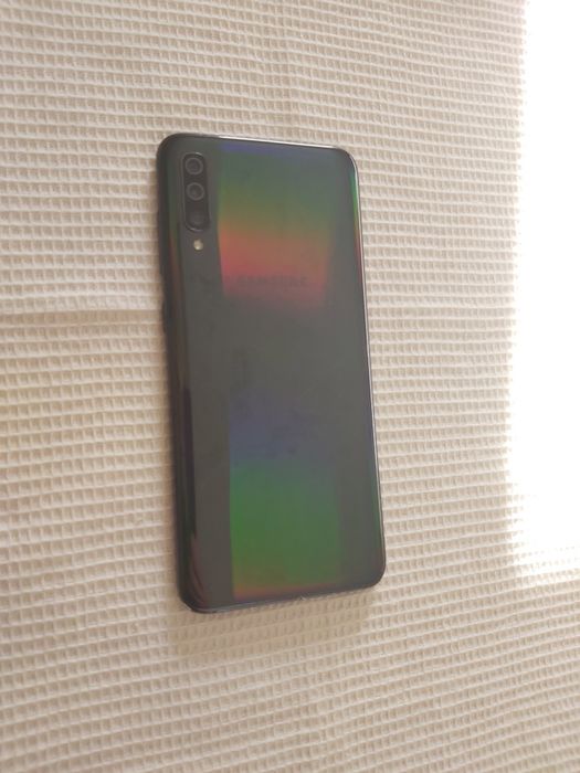 Samsung  galaxy A70