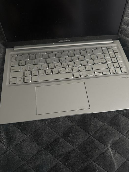 Asus Vivobook 15x m3504y 16/512 GB