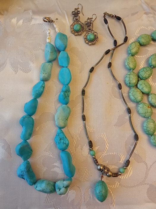 Бирюза  разная..