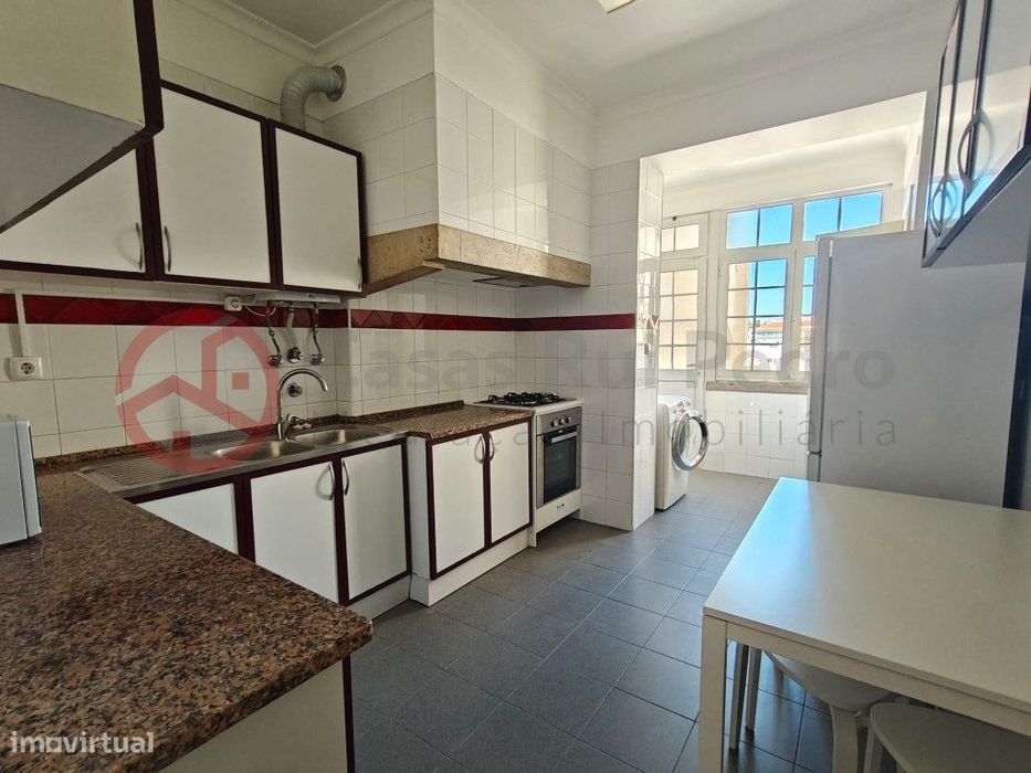 Apartamento T5 no Arreiro