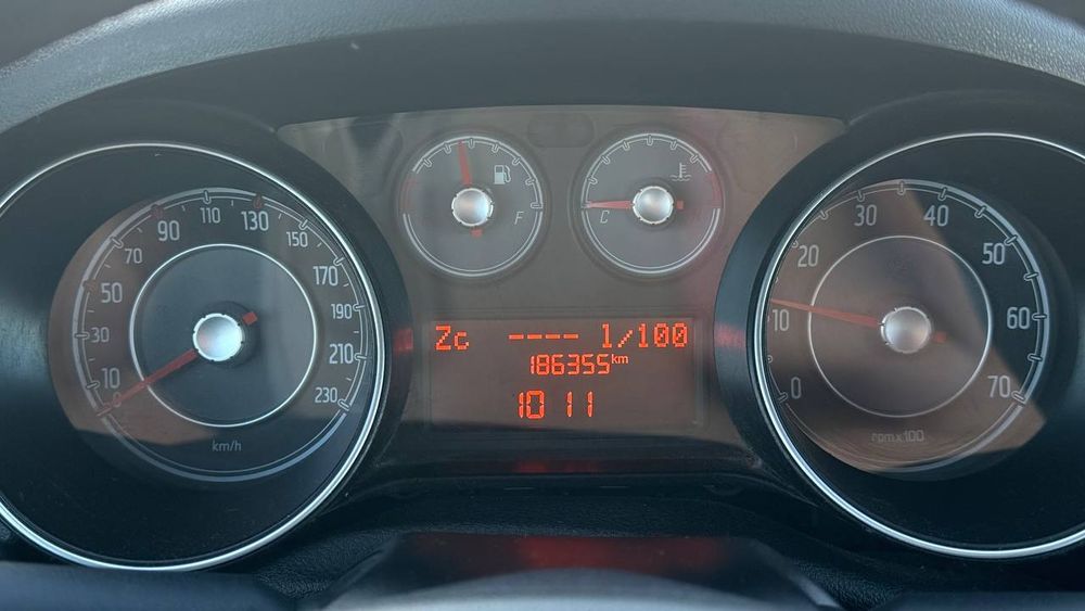 Fiat Punto Evo 2011 1.25b opłaty na rok