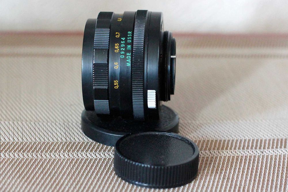 Объектив Helios-44M