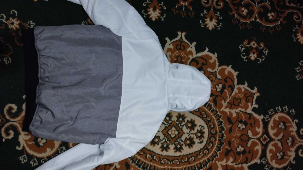 Стильна тепла куртка