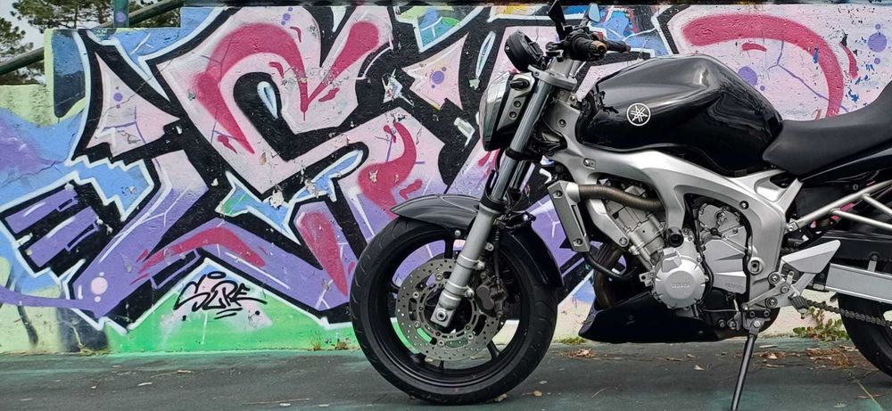 Selling Y A M A H A Fz6n