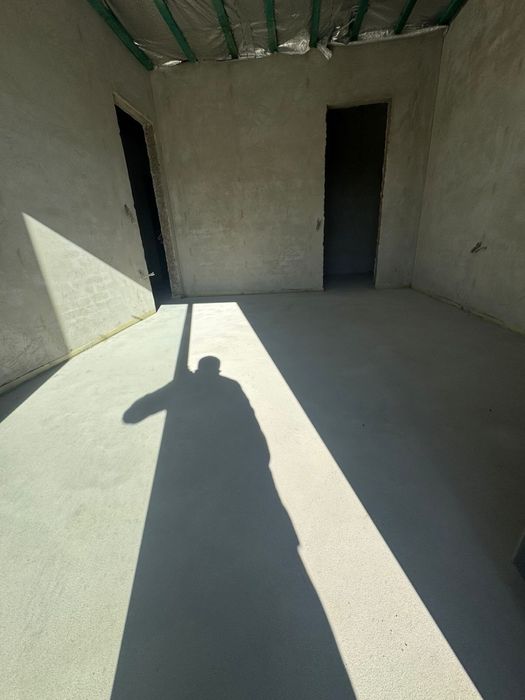 Продам будинок з гаражем на два авто  в селі Боратин